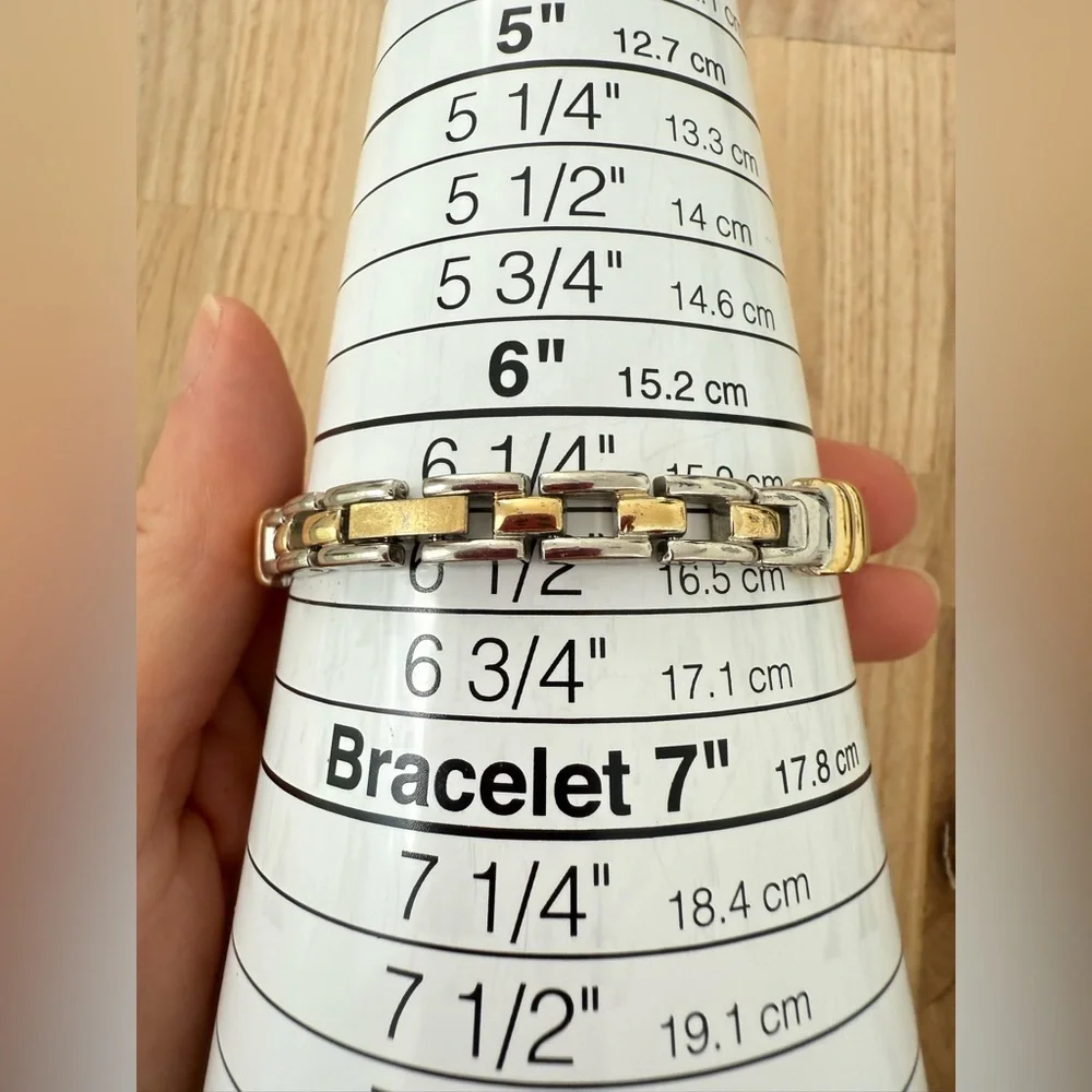 Vintage Gruen ladies diamond rectangular two tone dress watch NEW BATTERY